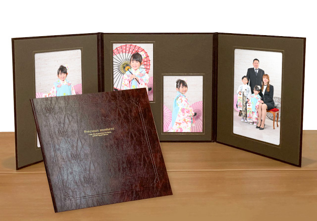 台紙3面4カット